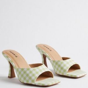 Torrid Green Mule 8.5 (WW)